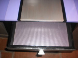 table purple 4