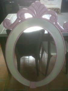cadre-baroque-argent-et-mauve