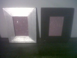 cadre-argent--noir-et-violet