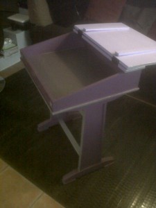 bureau-ecolier-pluie-d-etoiles-interieur-2