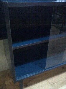 buffet-vintage-noir-et-bleu-pacifique-3