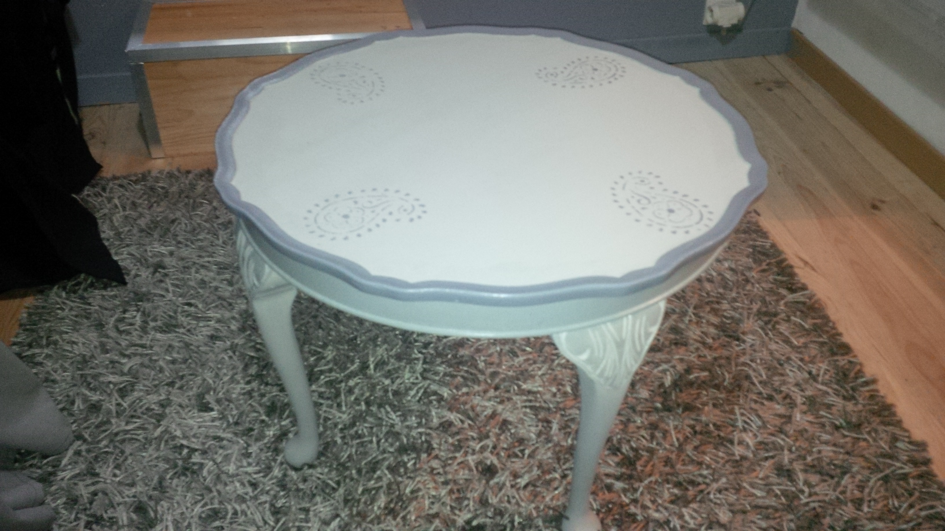 table basse ronde gris et argent1