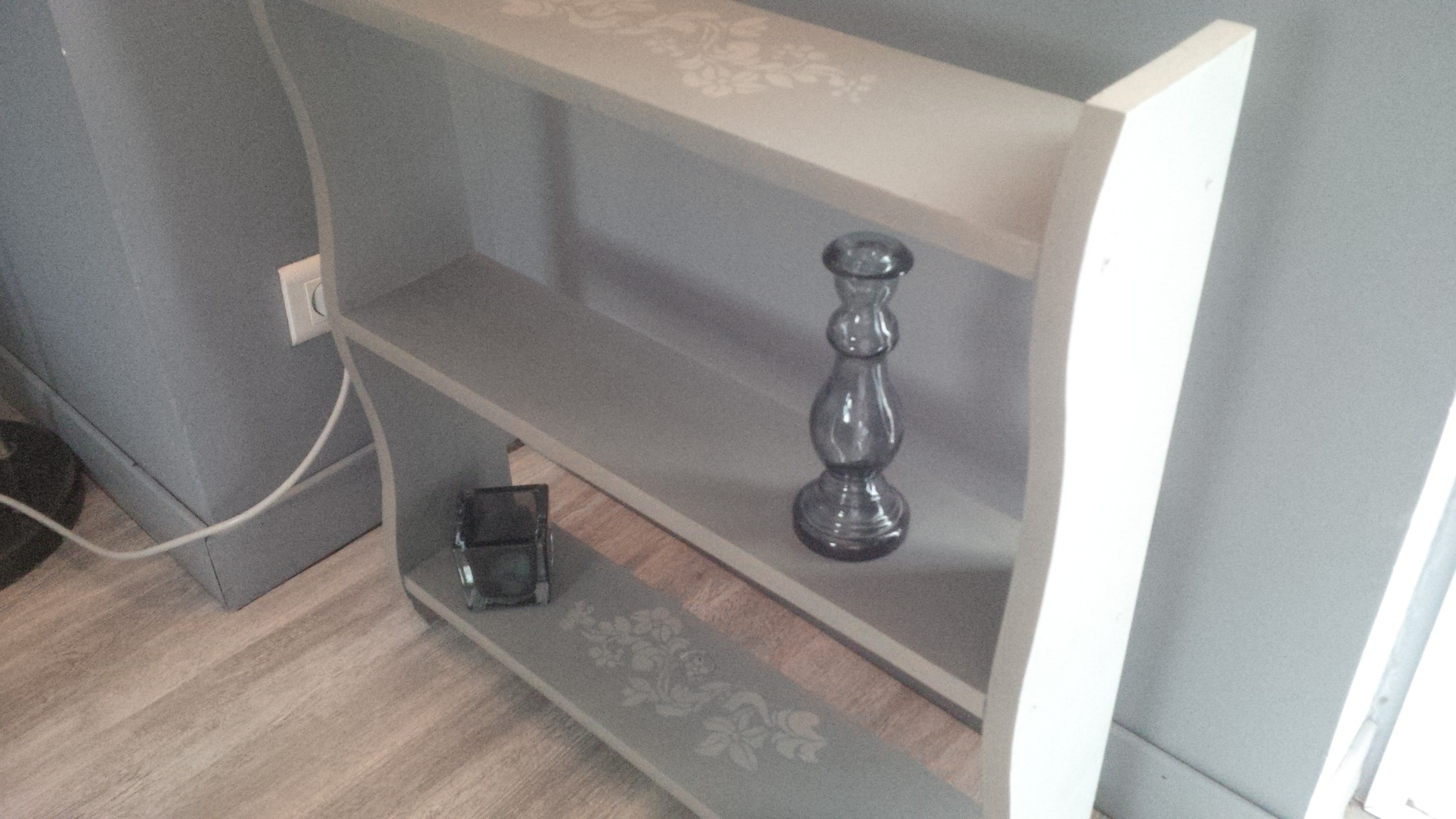 etagere beige 2